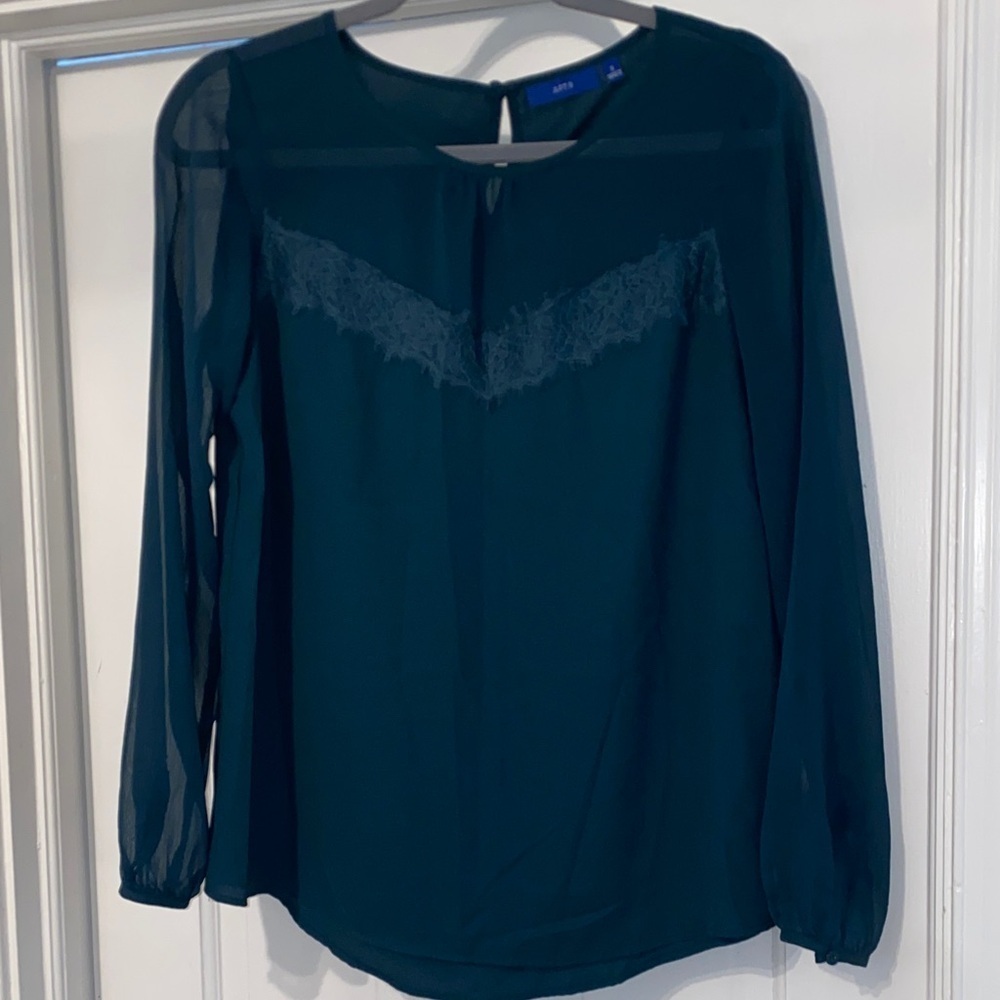 Apt 9 Green Blouse with Lace Accent
